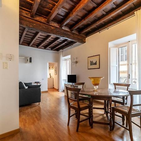 Piazza Di Spagna Classy Apartment โรม ภายนอก รูปภาพ
