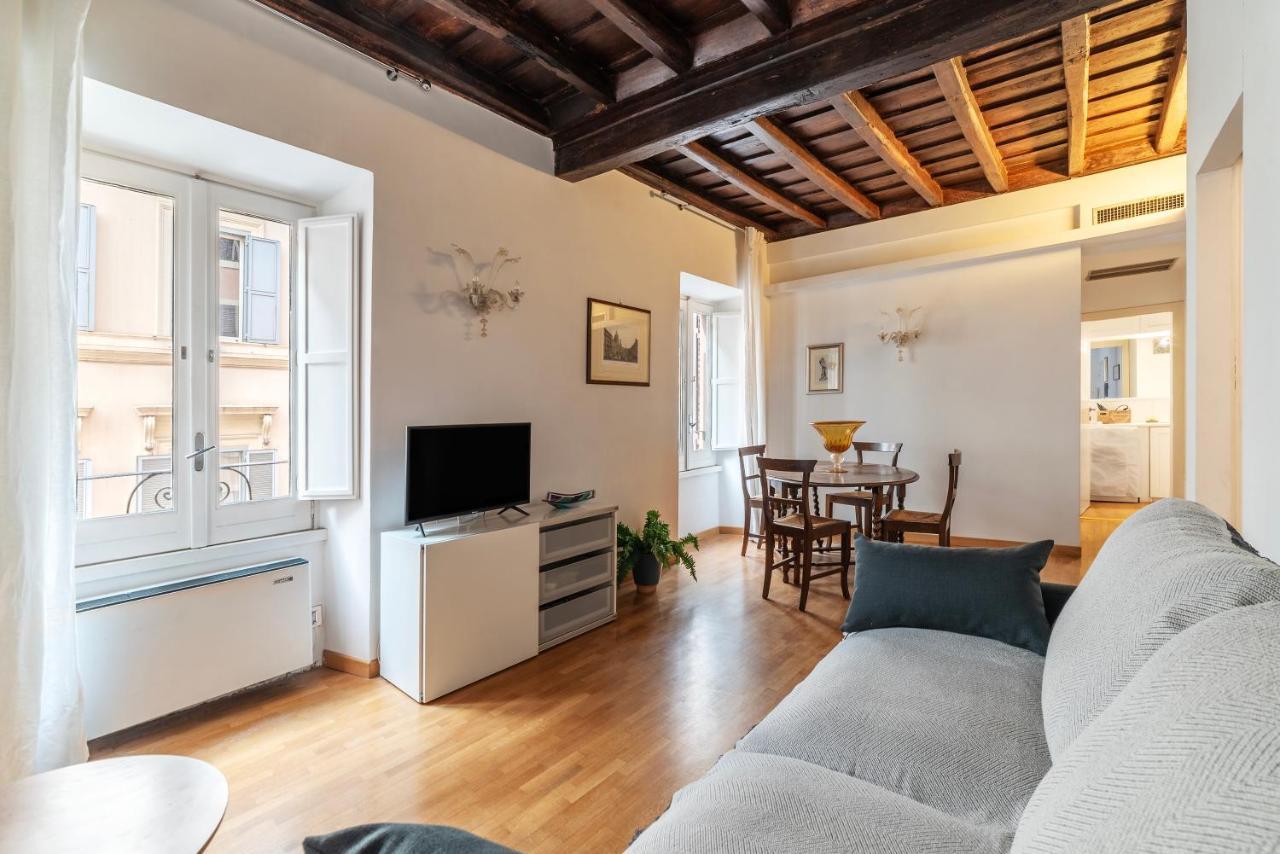 Piazza Di Spagna Classy Apartment โรม ภายนอก รูปภาพ