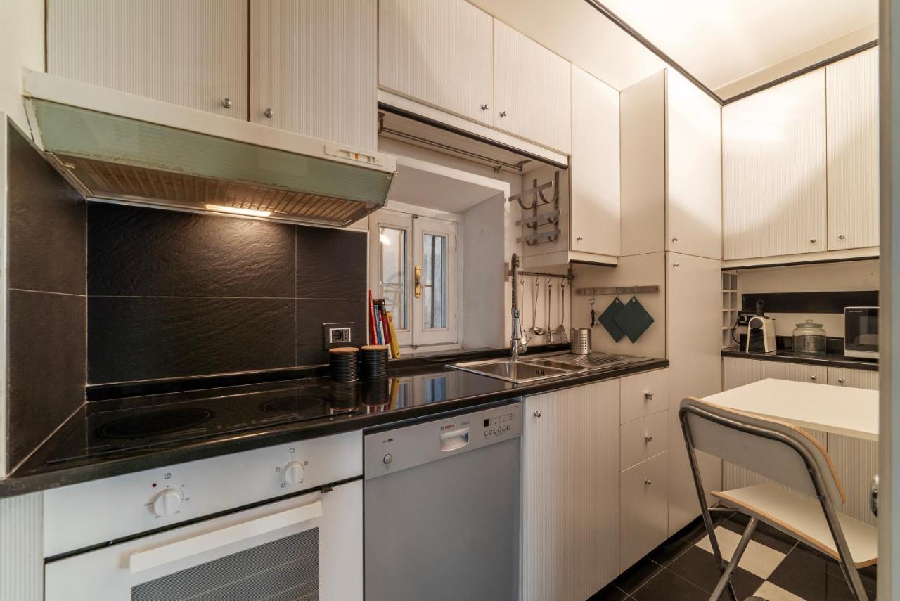 Piazza Di Spagna Classy Apartment โรม ภายนอก รูปภาพ