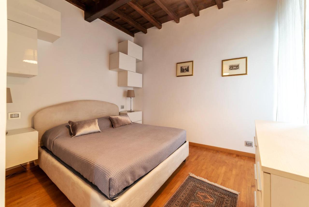 Piazza Di Spagna Classy Apartment โรม ภายนอก รูปภาพ