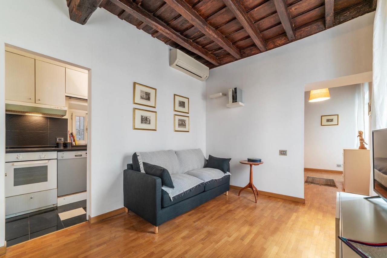 Piazza Di Spagna Classy Apartment โรม ภายนอก รูปภาพ
