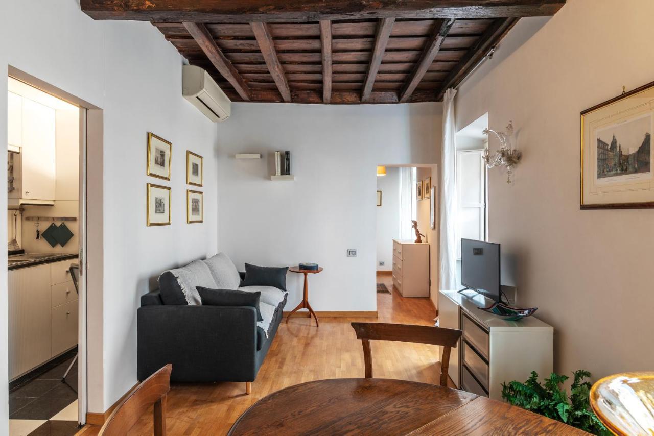 Piazza Di Spagna Classy Apartment โรม ภายนอก รูปภาพ