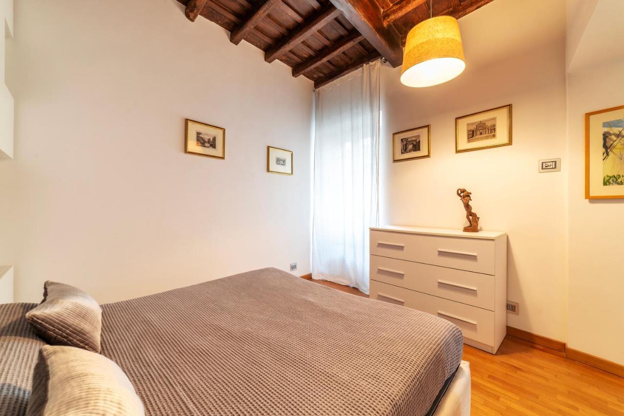 Piazza Di Spagna Classy Apartment โรม ภายนอก รูปภาพ